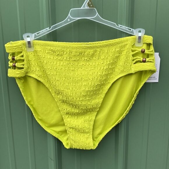 Women's Crinkle Bikini Bottoms with Bead Accents Swimsuit Bathing Suit Size 1X - Picture 1 of 8